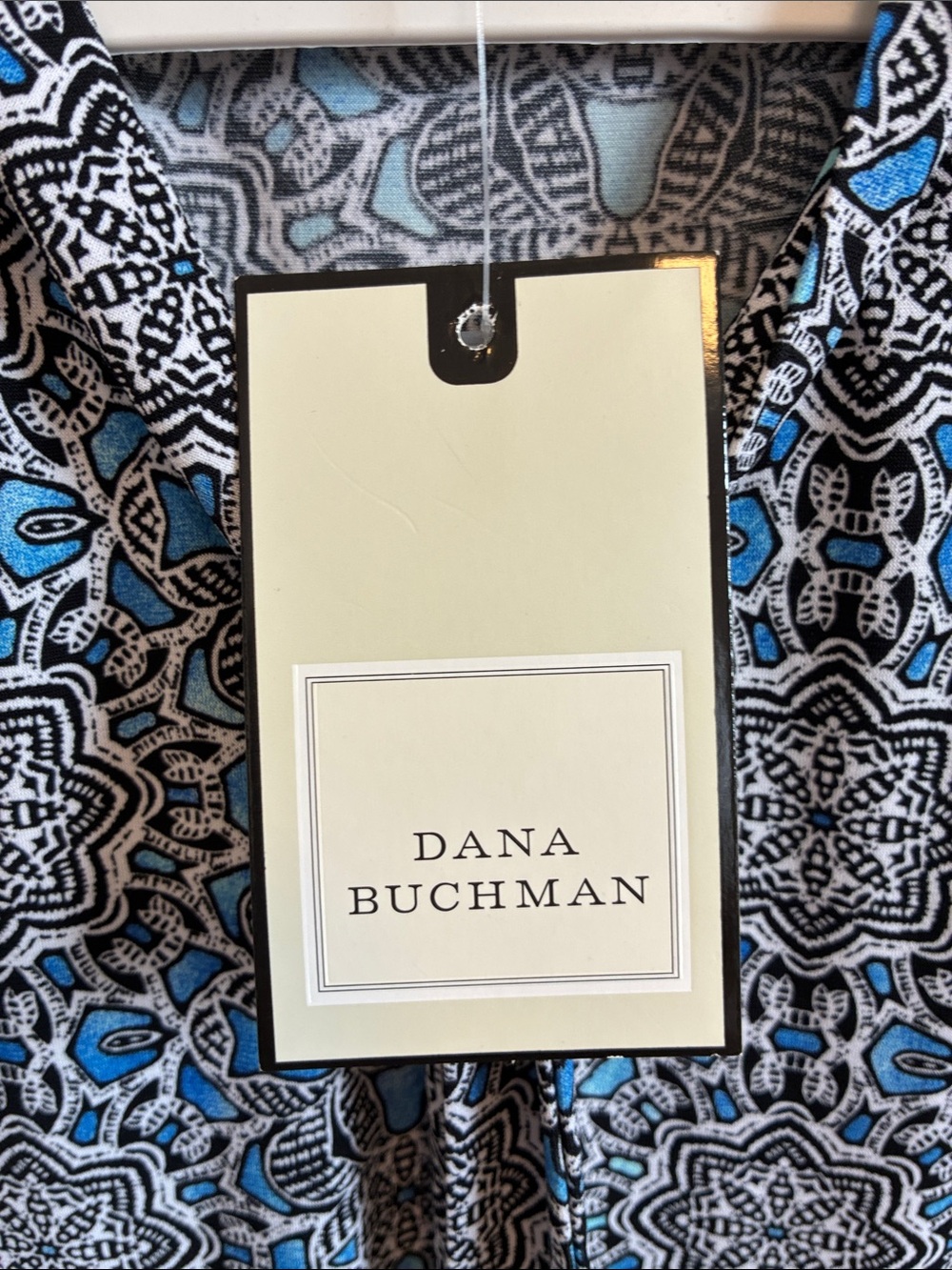 Dana Buchman Sleeveless V Neck Top in Blue/Black/White Pattern, sz L, NWT - Picture 2 of 15